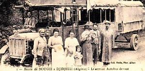 2200- Bougie a Djidjelli - Autobus devant la Grotte2 Merveilleuse 001